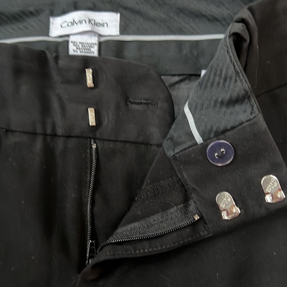 Women’s Calvin Klein black pants. - Picture 4 of 6